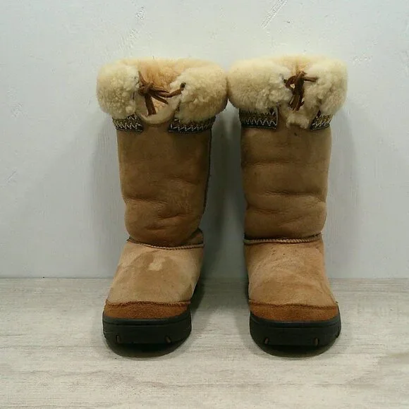 UGG Australia Embroidered Ultimate Fur Cuff Shearling Lined Winter Boot Size 6 - Picture 6 of 11